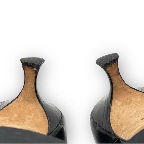 Manolo Blahnik Retro Black Leather Bow Detail Pointed Toe Heel Womens Size EU 41 - Picture 12 of 16